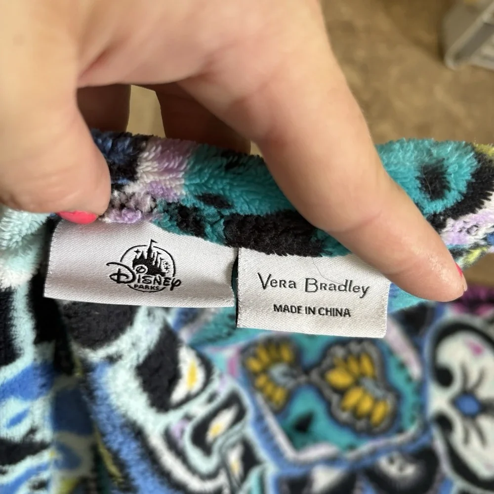 Vera Bradley Disney Plush Throw Blanket Mickey's Paisley Celebration 80x50